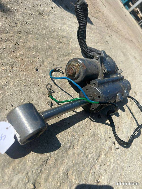 Trim Mono-Vérin Yamaha F50–F60 – Fiabilité et Performance Prêt à Naviguer