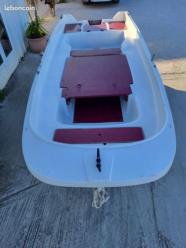 FUN YAK 450 – L’Allié Idéal pour une Navigation Simple, Économique et Modulable