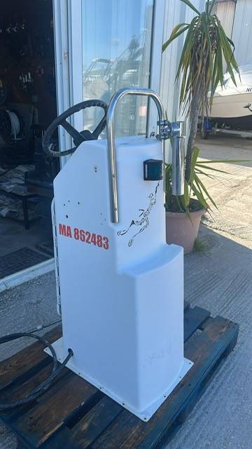 Console fine pour bateau