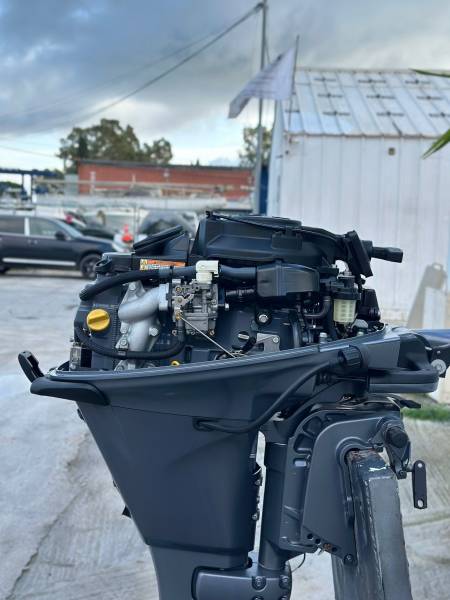 moteur yamaha 15cv 4 temps arbre court barre franche