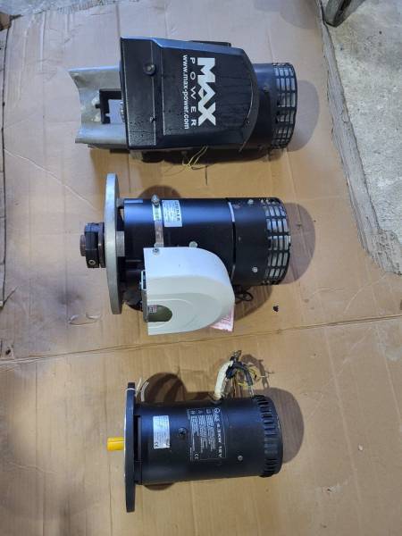 moteurs propulsion d'étrave Quick 12v Leomar 24v Max Poxer 24v