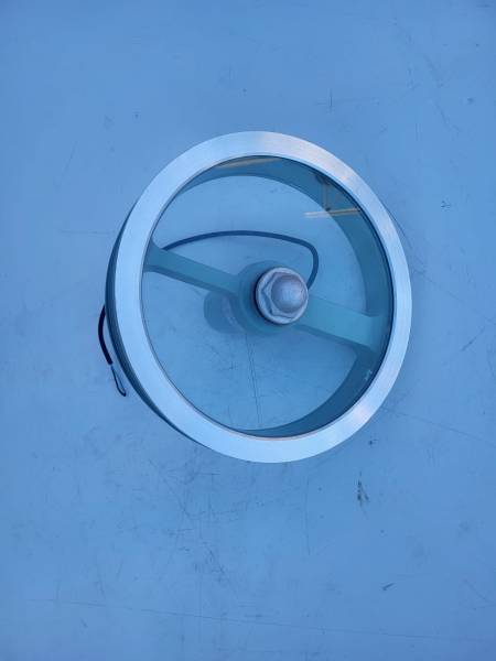 Hublots électriques sur Hyères