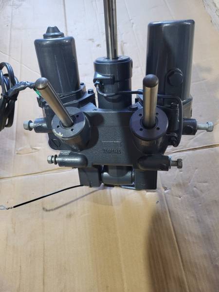 TRIM YAMAHA 75 90 CV 2 TEMPS NEUF