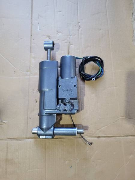 TRIM YAMAHA 100 115 130 CV 4 TEMPS POUR MOTEUR HORS BORD