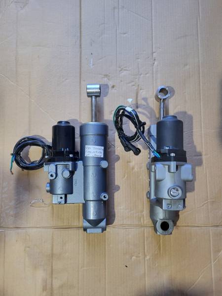 TRIM YAMAHA 4 TEMPS 100 115 130 POUR MOTEUR HORS BORD