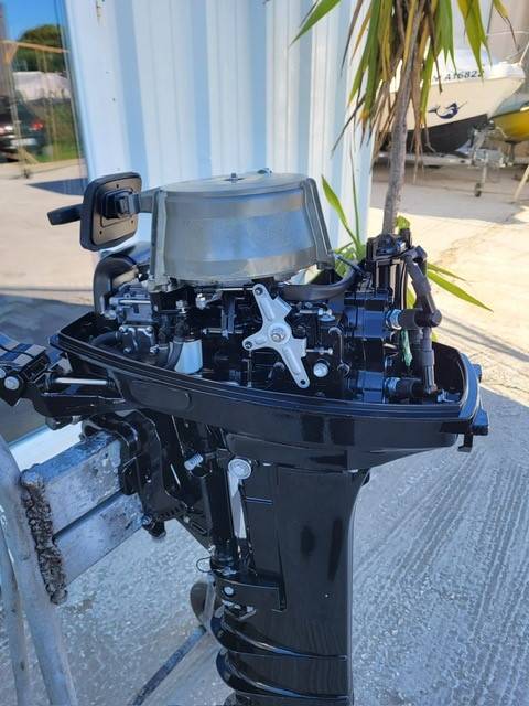 moteur hors bord Mercury 15cv 2temps arbre ultra long