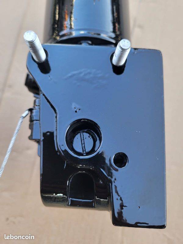 Trim mercury monoverin