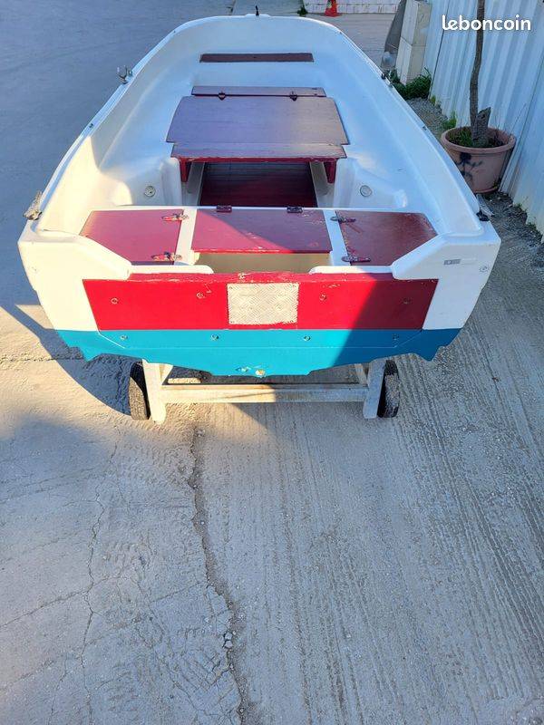 FUN YAK 450 – L’Allié Idéal pour une Navigation Simple, Économique et Modulable