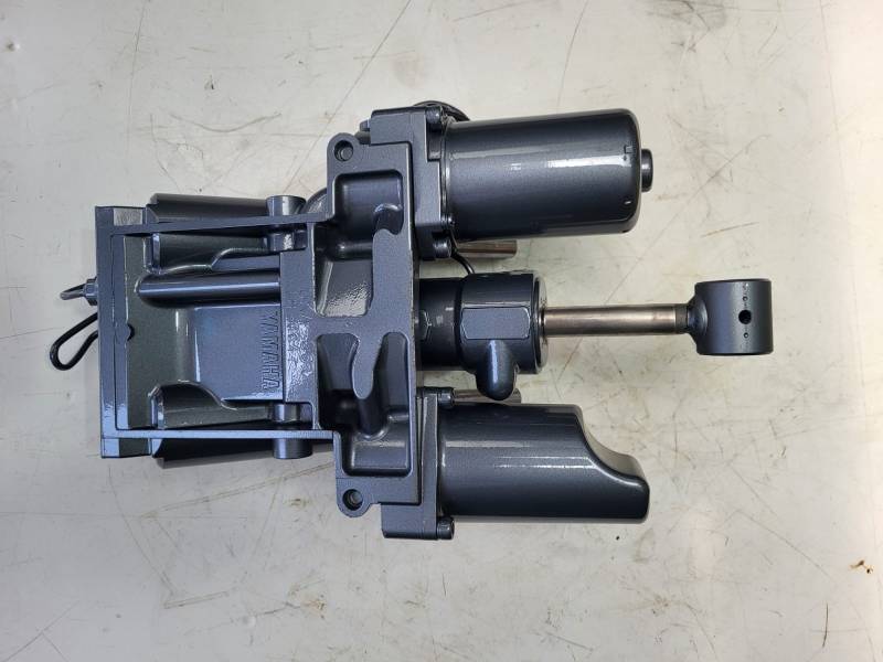 TRIM YAMAHA 300 350 4 TEMPS POUR MOTEUR HORS BORD DE BATEAU