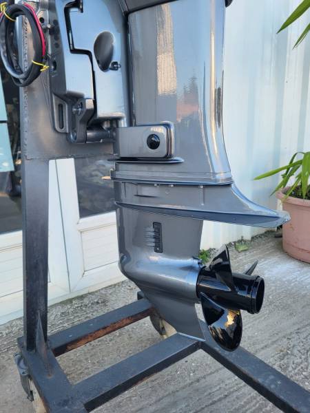 vente moteur 50cv Suzuki 2 temps arbre long aux alentours de La Londe