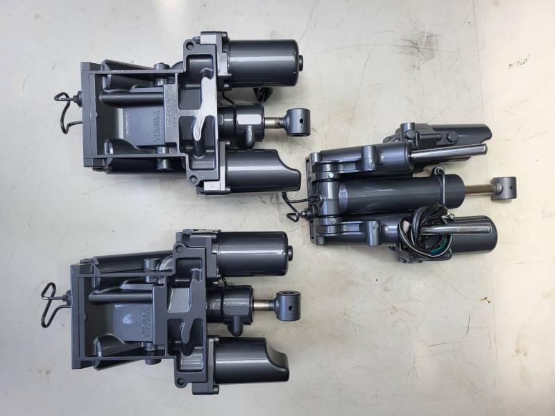 TRIM YAMAHA 300 350 4 TEMPS POUR MOTEUR HORS BORD DE BATEAU