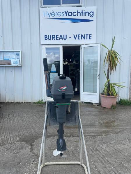 moteur hors-bord Yamaha 3cv malta 2 temps arbre court