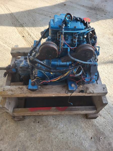 pièces détachées moteur bateau a six fours 