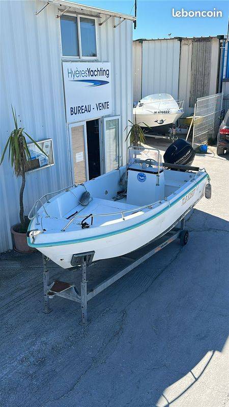 CONERO WEEKEND 4.73M – Open Compact, Idéal Loisirs à Prix Exceptionnel