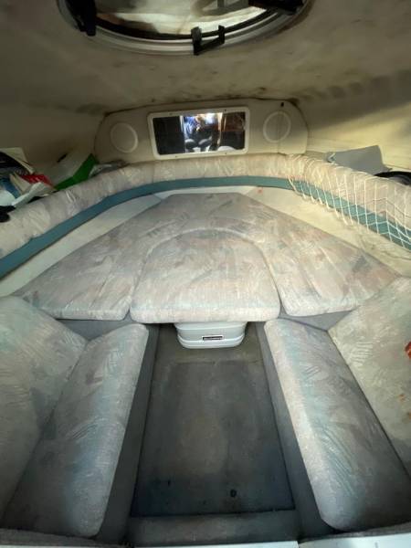 Bateau coque Fourwinns Sundowner 195 Hyères proche Toulon var