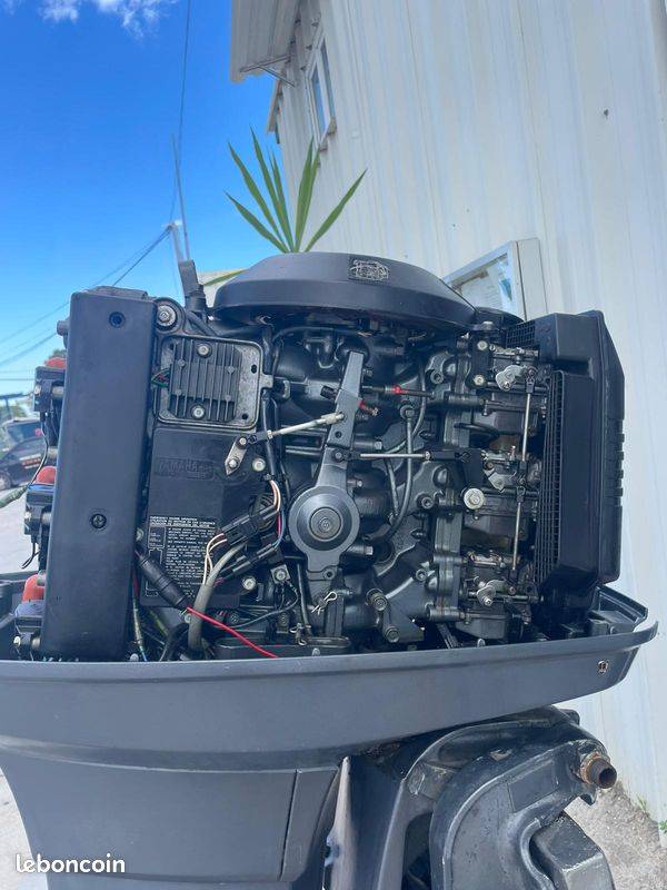 Yamaha 90cv 2 temps arbre long 3 cylindres