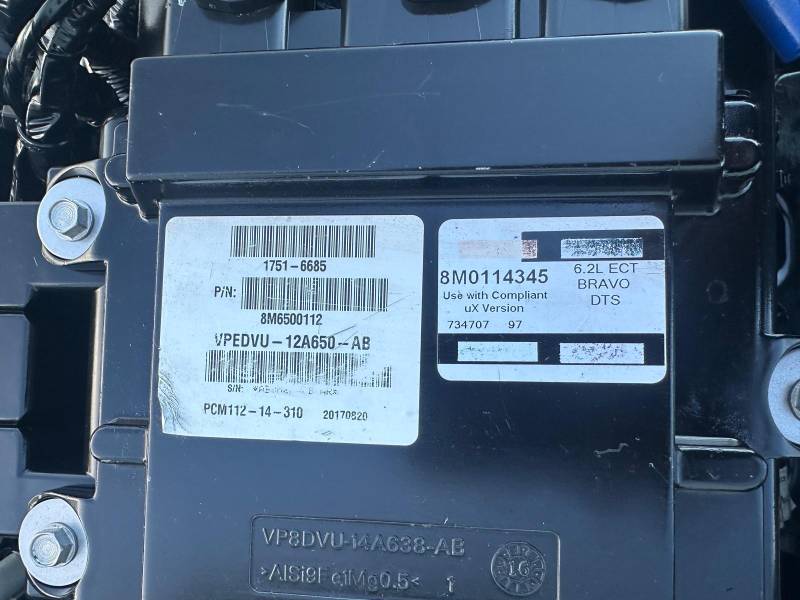 A vendre moteur in-bord Mercruiser Strendrives 300cv 6.2L MPI proche de Toulon