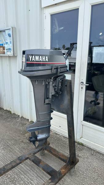 Achat moteur de bateau proche de hyeres