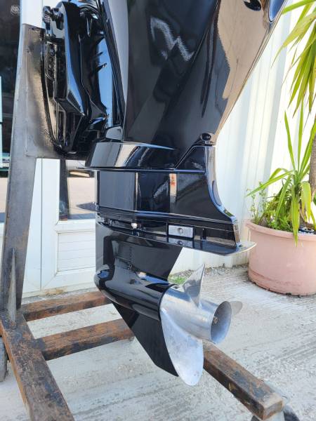 VENTE MOTEUR HORS BORD 150CV MERCURY EFI XL 4 TEMPS PROCHE DE TOULON