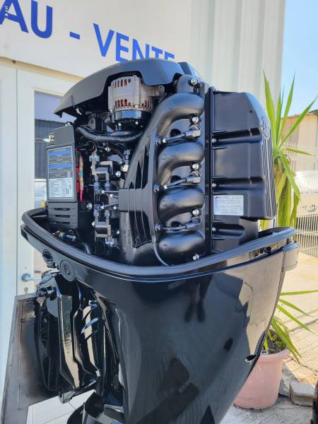 VENTE MOTEUR HORS BORD 150CV MERCURY EFI XL 4 TEMPS PROCHE DE TOULON
