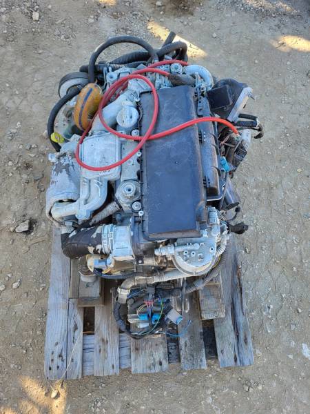 VENTE MOTEUR IN-BORD YANMAR 4JH57X1 (2018) AUX ALENTOURS DE LA LONDE