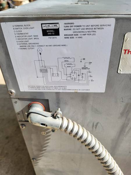 Four électrique encastrable pour bateau modèle princess gourmet 345