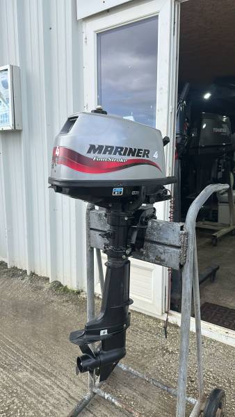 Moteur 5cv mariner 4 temps arbre court réservoir intégré