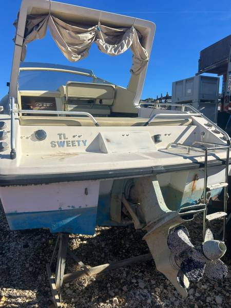 Bateau RIO 6.5m année 1994 équipé volvo penta 150 cv turbo