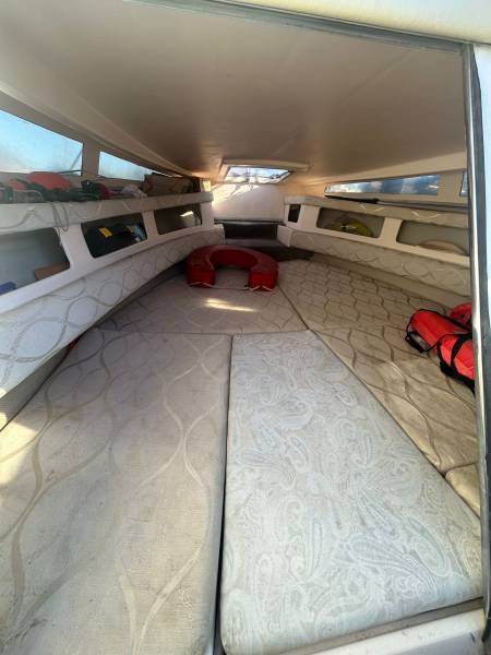 Bateau RIO 6.5m année 1994 équipé volvo penta 150 cv turbo