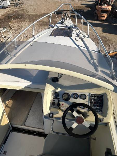 Bateau RIO 6.5m année 1994 équipé volvo penta 150 cv turbo