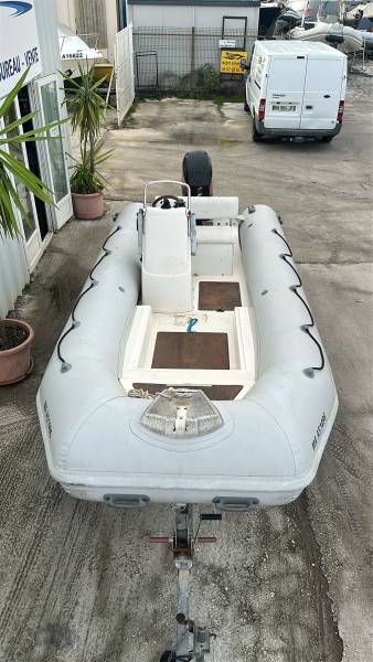 BATEAU SEMI RIGIDE BOMBARD 2007