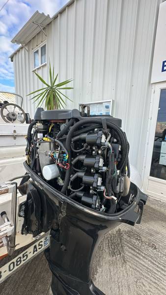 BATEAU SEMI RIGIDE BOMBARD 2007