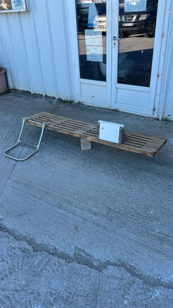 Plage arrière avec échelle et chaise moteur