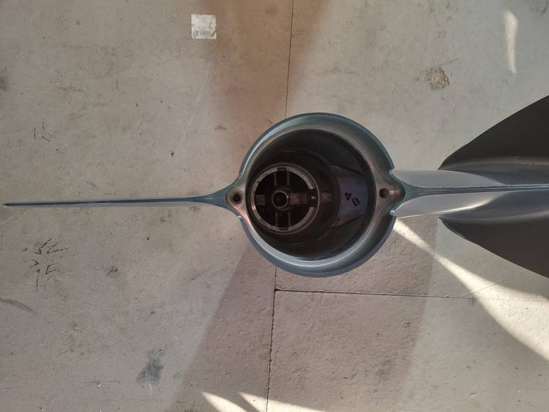 fut d'embase f250 yamaha 4temps 3.3l