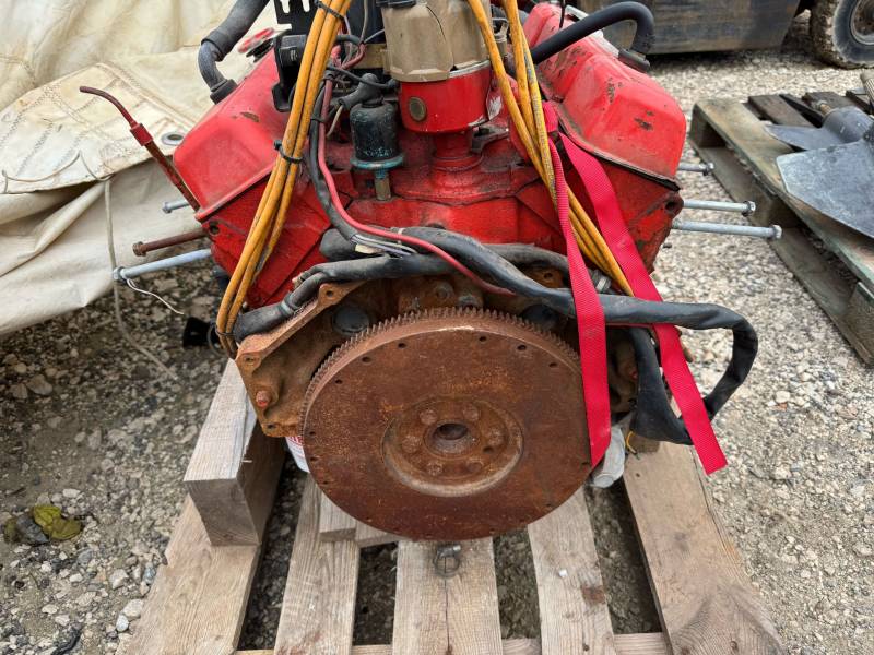 vente MOTEUR VOLVO PENTA V8 255B proche de HYERES