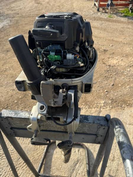 MOTEUR 8CV HONDA 4 TEMPS ARBRE LONG A REMETTRE EN ETAT