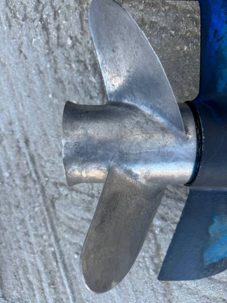 Embase pour moteur YAMAHA F115 CV 4 TEMPS ARBRE LONG INJECTION L