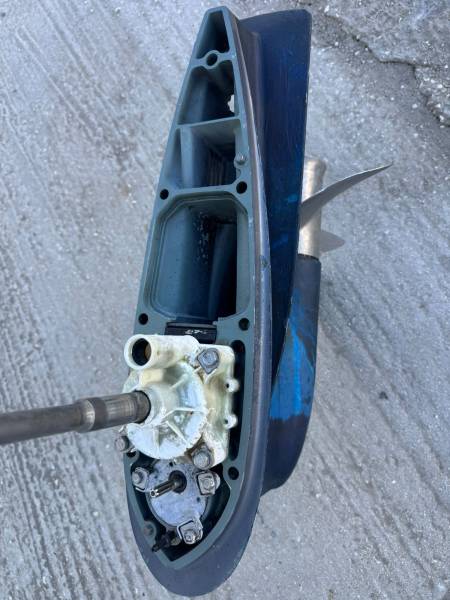 Embase pour moteur YAMAHA F115 CV 4 TEMPS ARBRE LONG INJECTION L