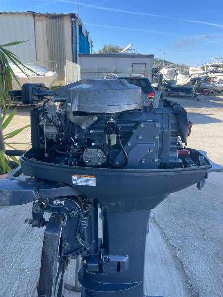 moteur 40cv yamaha 2temps barre franche bi-cylindre