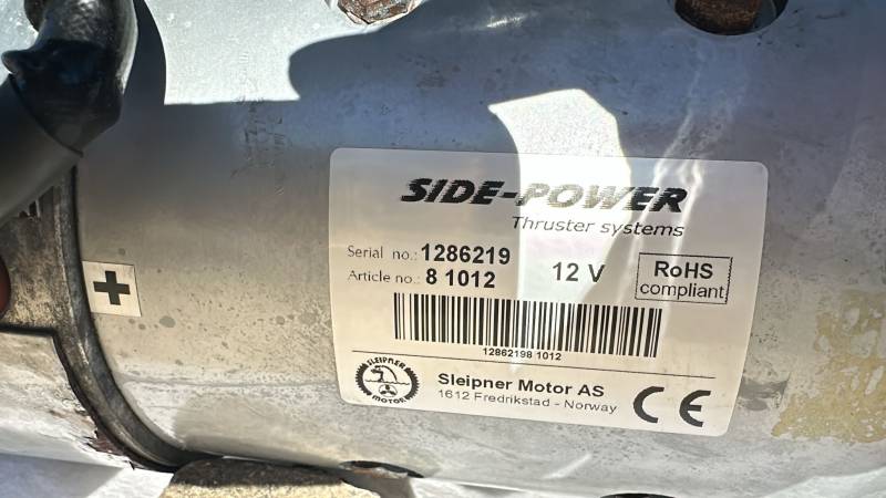 A vendre Moteur propulseur d'étrave aux alentours de Toulon