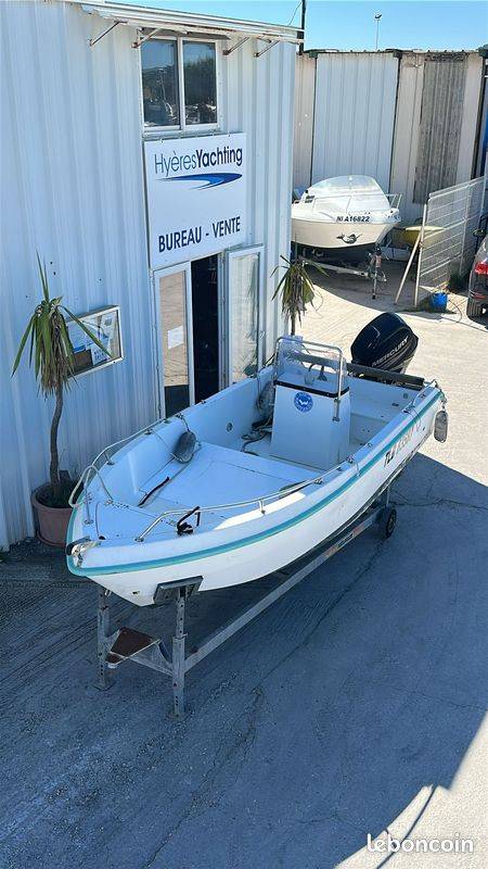 CONERO WEEKEND 4.73M – Open Compact, Idéal Loisirs à Prix Exceptionnel