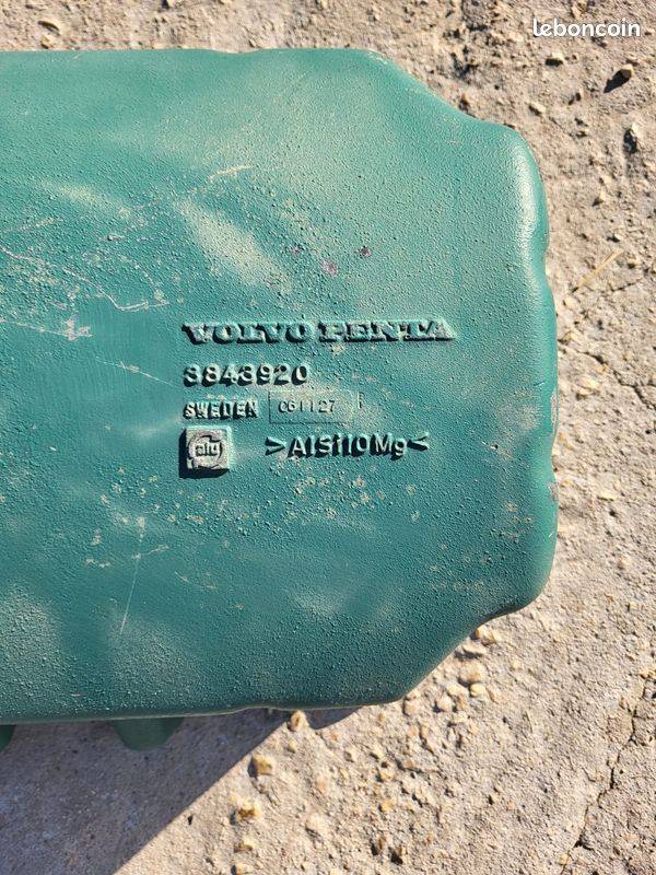 Carter d’Huile Volvo Penta – Pièce d’Origine Diesel, Prête à l’Emploi