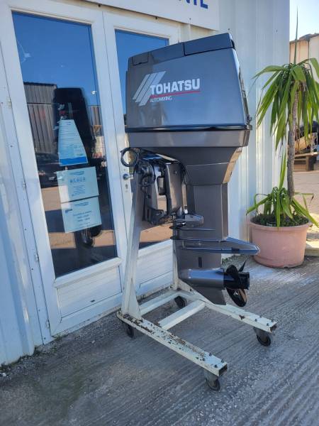 MOTEUR TOHATSU 120cv 2 TEMPS ARBRE LONG AUTOLUBE SUR HYERES
