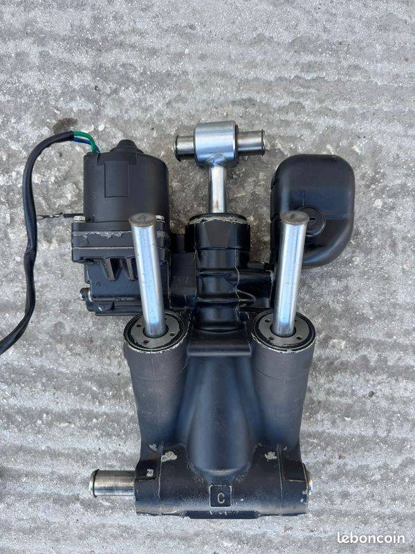 Trim Johnson-Evinrude