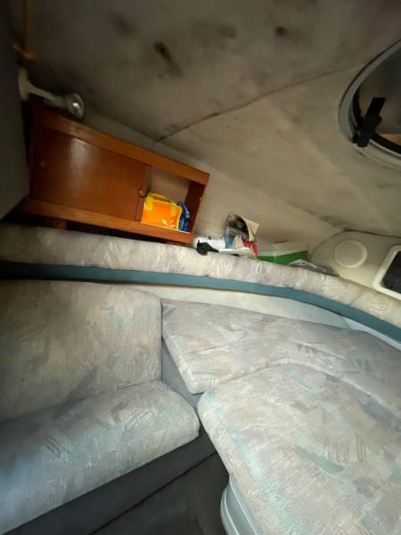 Bateau coque Fourwinns Sundowner 195 Hyères proche Toulon var