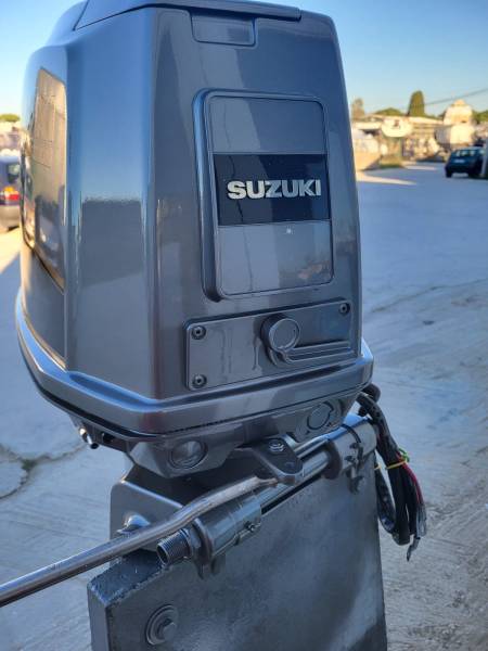 vente moteur 50cv Suzuki 2 temps arbre long aux alentours de La Londe